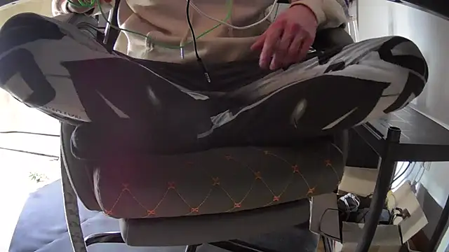 Snapshot of northboy91 chatting on December 16, 2025, 1:48 pm northboy91 online show from December 16, 2025, 1:48 pm