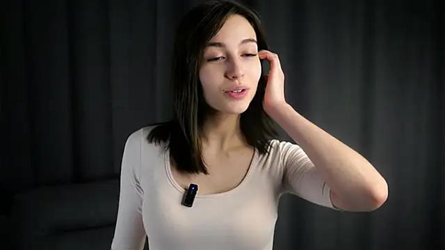 Snapshot of LettySlovacek chatting on October 12, 2025, 1:40 am LettySlovacek online show from October 12, 2025, 1:40 am