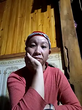 Snapshot of vtmbae chatting on October 24, 2025, 9:47 pm vtmbae online show from October 24, 2025, 9:47 pm