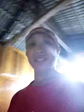 Snapshot of vtmbae chatting on October 7, 2025, 1:56 pm vtmbae online show from October 7, 2025, 1:56 pm