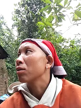 Snapshot of vtmbae chatting on October 21, 2025, 1:16 am vtmbae online show from October 21, 2025, 1:16 am