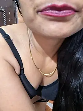 Soni cute86526 online show from June 7, 2026, 4:18 am