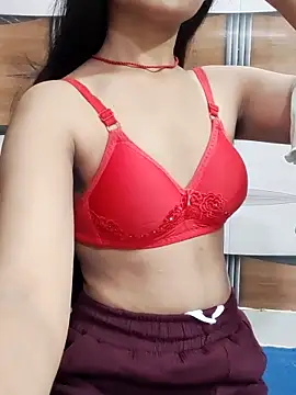 Snapshot of Soni_cute86526 chatting on November 8, 2025, 5:11 am Soni cute86526 online show from November 8, 2025, 5:11 am