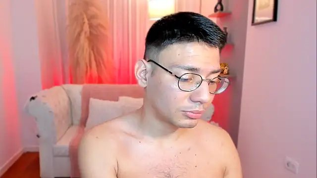 Snapshot of marcuswildx chatting on October 19, 2025, 3:26 pm marcuswildx online show from October 19, 2025, 3:26 pm