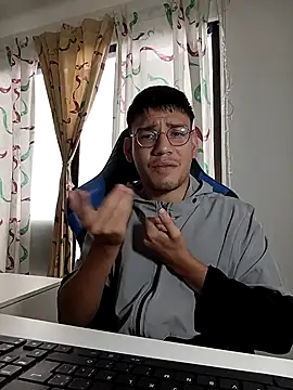 Snapshot of marcuswildx chatting on November 14, 2025, 1:26 pm marcuswildx online show from November 14, 2025, 1:26 pm