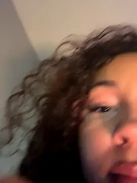 Snapshot of OliviaAshhh chatting on October 26, 2025, 3:34 pm OliviaAshhh online show from October 26, 2025, 3:34 pm