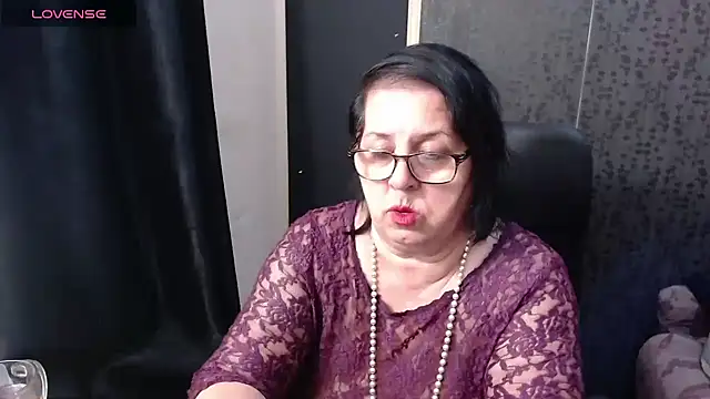 Snapshot of MissSanjanne chatting on April 18, 2026, 7:07 pm MissSanjanne online show from April 18, 2026, 7:07 pm