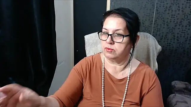 Snapshot of MissSanjanne chatting on March 5, 2025, 2:57 am MissSanjanne online show from March 5, 2025, 2:57 am