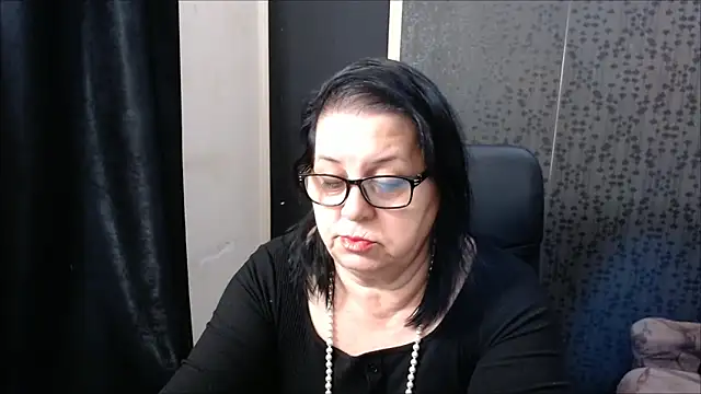 Snapshot of MissSanjanne chatting on March 18, 2025, 3:33 pm MissSanjanne online show from March 18, 2025, 3:33 pm