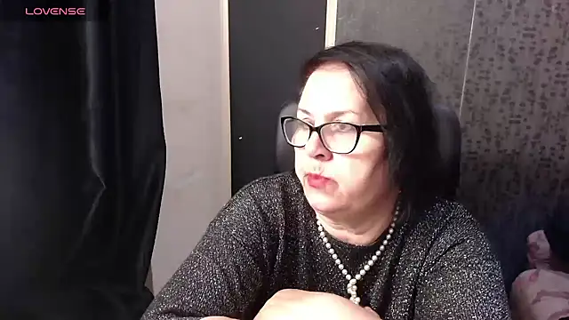 Snapshot of MissSanjanne chatting on April 21, 2026, 2:51 am MissSanjanne online show from April 21, 2026, 2:51 am