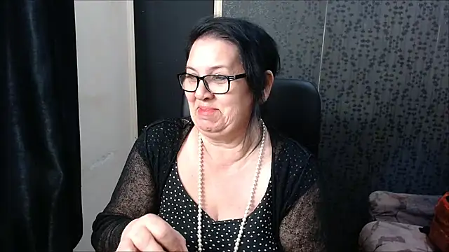 Snapshot of MissSanjanne chatting on March 15, 2025, 8:04 am MissSanjanne online show from March 15, 2025, 8:04 am