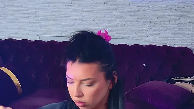 Snapshot of MeganSin_ chatting on February 10, 2026, 5:28 am MeganSin online show from February 10, 2026, 5:28 am