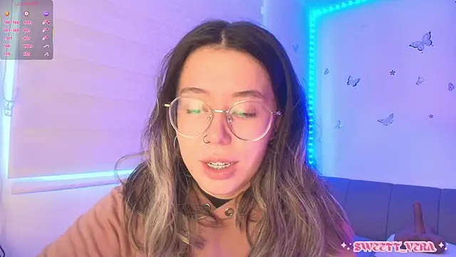 sweettvera online show from June 10, 2026, 1:12 pm