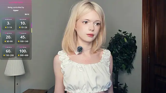 LaureMestler online show from January 19, 2026, 9:57 am