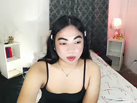 Snapshot of Delight_Ivory chatting on February 6, 2026, 2:24 pm Delight Ivory online show from February 6, 2026, 2:24 pm