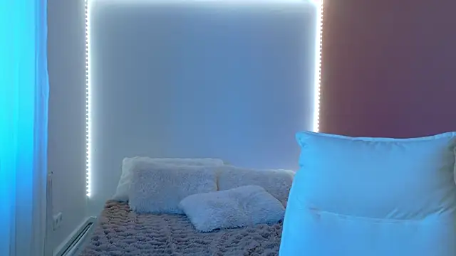 Snapshot of Anaayss_ chatting on March 4, 2026, 6:10 am Anaayss online show from March 4, 2026, 6:10 am