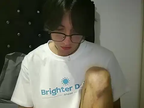 Snapshot of Matti_Mendez_ chatting on June 20, 2026, 12:37 am Matti Mendez online show from June 20, 2026, 12:37 am