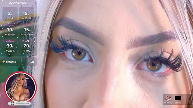 Snapshot of CourtneyRoses chatting on December 2, 2025, 8:21 pm CourtneyRoses online show from December 2, 2025, 8:21 pm