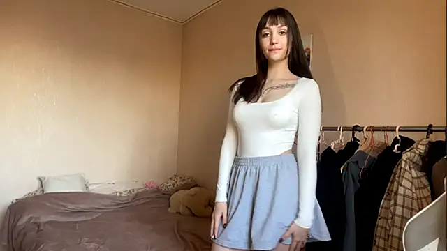 alexthebunny online show from September 28, 2025, 9:33 pm