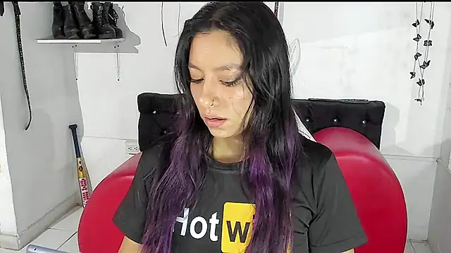 Snapshot of ValeryTatto chatting on July 29, 2026, 3:33 pm ValeryTatto online show from July 29, 2026, 3:33 pm