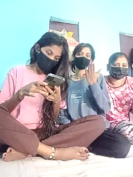 Rashmi-Kavya online show from October 3, 2025, 4:14 am