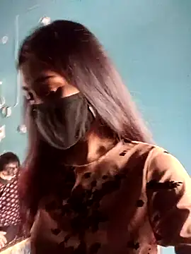 Rashmi-Kavya online show from October 4, 2025, 5:31 am