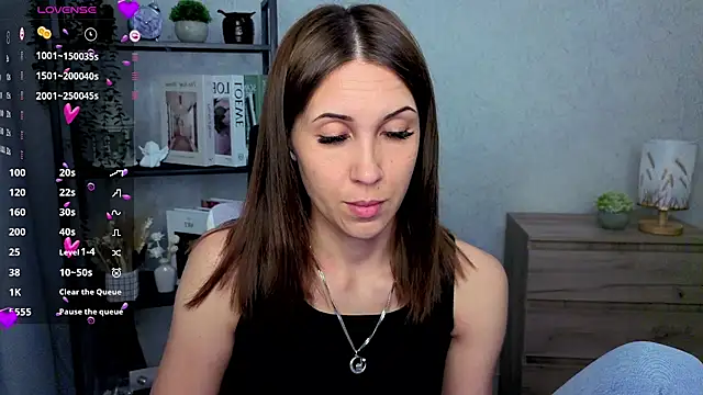 Snapshot of DreamVelour chatting on March 16, 2026, 8:11 pm DreamVelour online show from March 16, 2026, 8:11 pm