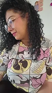 LondonHilton online show from March 17, 2026, 7:06 pm