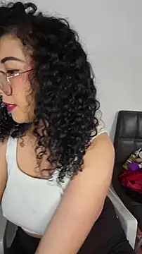 LondonHilton online show from February 16, 2026, 2:59 pm