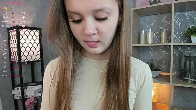 ElenoreReth online show from December 1, 2025, 1:17 am