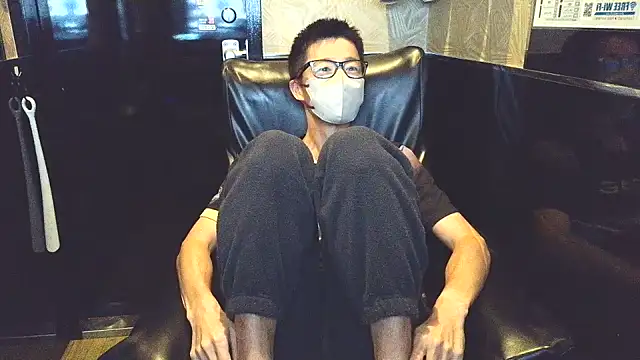 Snapshot of Take1668 chatting on November 15, 2025, 9:19 pm Take1668 online show from November 15, 2025, 9:19 pm