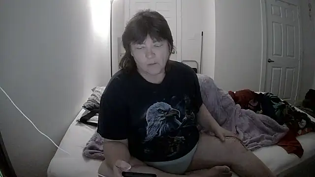 Snapshot of Buggy1965 chatting on February 25, 2026, 5:02 pm Buggy1965 online show from February 25, 2026, 5:02 pm