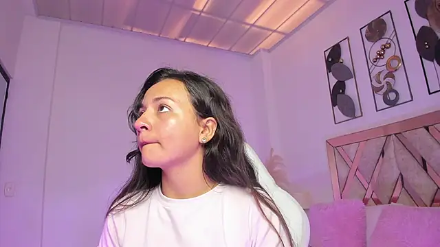 akira 09  online show from January 19, 2026, 2:21 pm