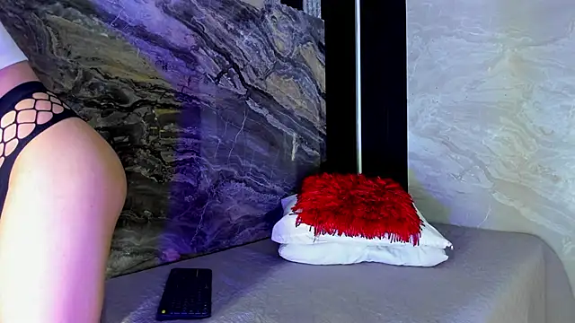 Snapshot of Ellis-Brown chatting on November 9, 2025, 4:49 am Ellis-Brown online show from November 9, 2025, 4:49 am