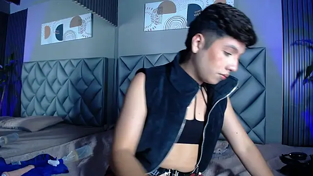 Snapshot of Ellis-Brown chatting on October 22, 2025, 4:34 am Ellis-Brown online show from October 22, 2025, 4:34 am