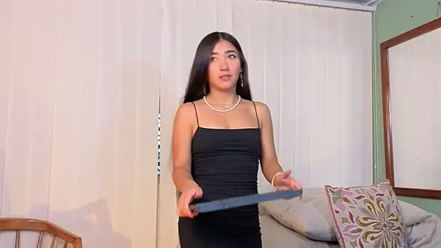 Snapshot of Mariana_Kalo chatting on July 27, 2026, 11:06 am Mariana Kalo online show from July 27, 2026, 11:06 am