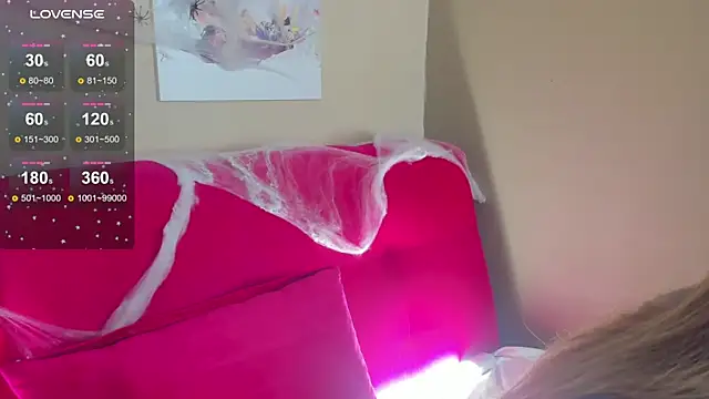 Angel Leeks online show from November 3, 2025, 7:57 am