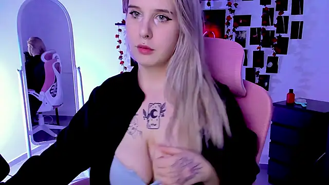 IngannaMorte online show from October 6, 2025, 4:08 pm