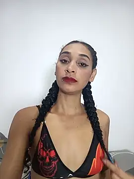 Snapshot of Kali_Mateo chatting on November 28, 2025, 6:35 am Kali Mateo online show from November 28, 2025, 6:35 am