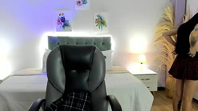 Snapshot of Antonela_vargas chatting on October 28, 2025, 12:04 pm Antonela vargas online show from October 28, 2025, 12:04 pm