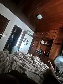 Preto18cmssa online show from March 8, 2026, 7:28 pm