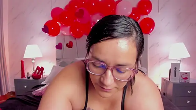 Michell Monet online show from February 13, 2026, 12:05 pm