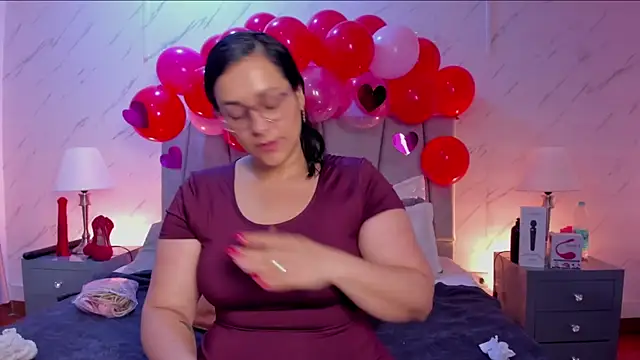 Michell Monet online show from February 12, 2026, 12:05 pm