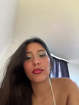 Snapshot of IsabellaJoness_ chatting on March 13, 2026, 4:12 pm IsabellaJoness online show from March 13, 2026, 4:12 pm