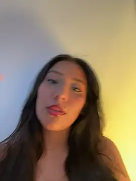 Snapshot of IsabellaJoness_ chatting on March 12, 2026, 8:24 pm IsabellaJoness online show from March 12, 2026, 8:24 pm