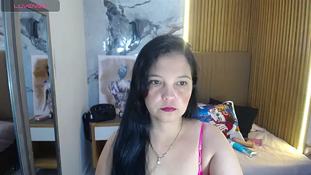 LILABALIX online show from November 16, 2025, 12:21 pm