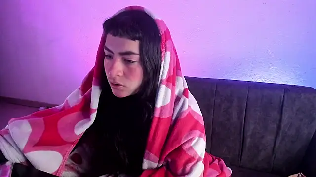 Snapshot of kitty__chs chatting on October 23, 2025, 12:48 pm kitty chs online show from October 23, 2025, 12:48 pm