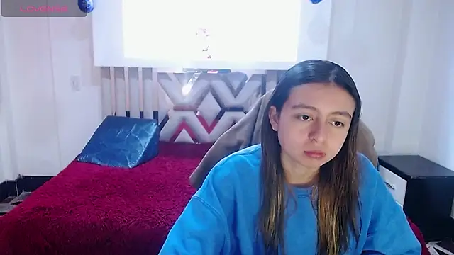 lala clark online show from November 26, 2025, 2:06 pm