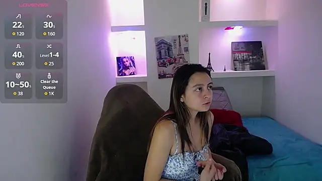 lala clark online show from November 7, 2025, 12:53 pm