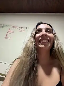  Sarah honeey  online show from October 1, 2025, 12:49 am